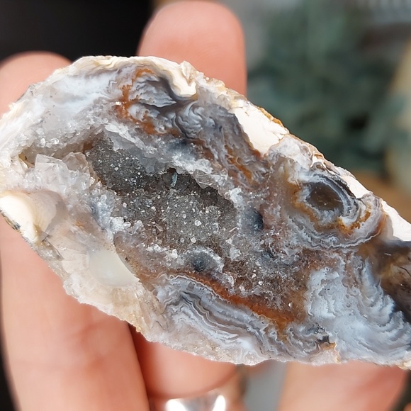 Oco Geode Quartz crystal Geode Agate Natural Crystal Decor - Picture 14 of 17